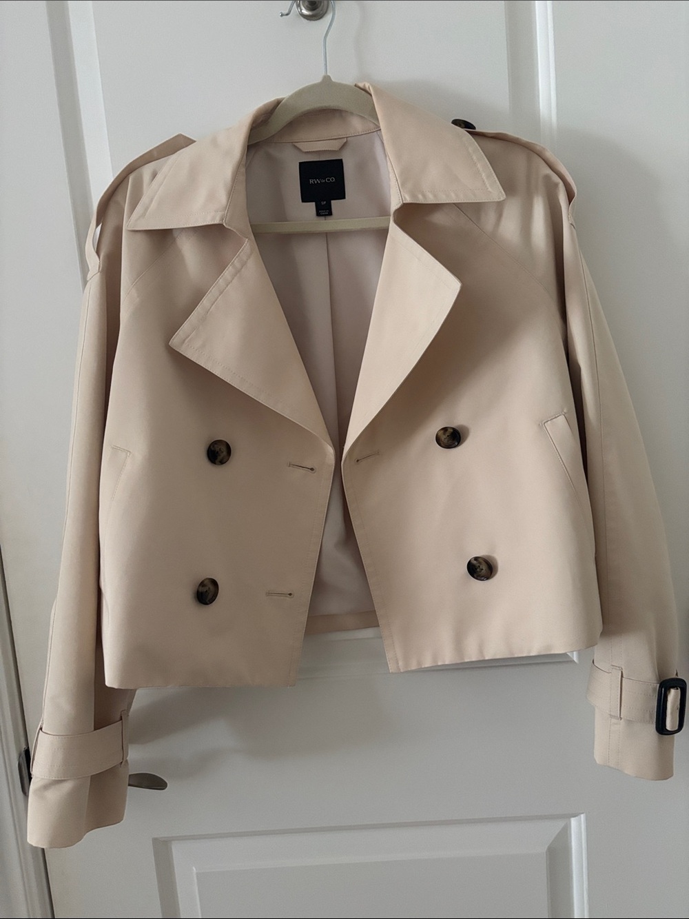 RW&CO. Cropped Double-Breasted Trench Jacket - Beige